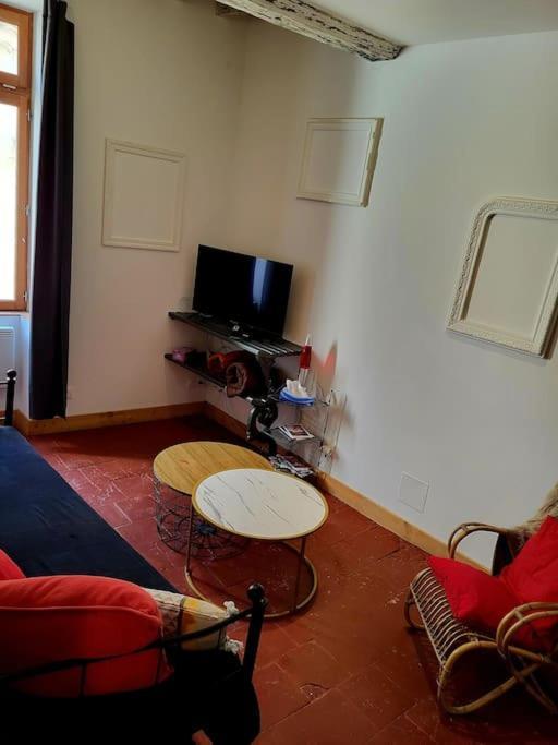 T2 Duplex "Chez Evelyne" Apartamento Remoulins Exterior foto