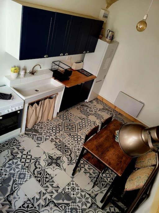 T2 Duplex "Chez Evelyne" Apartamento Remoulins Exterior foto